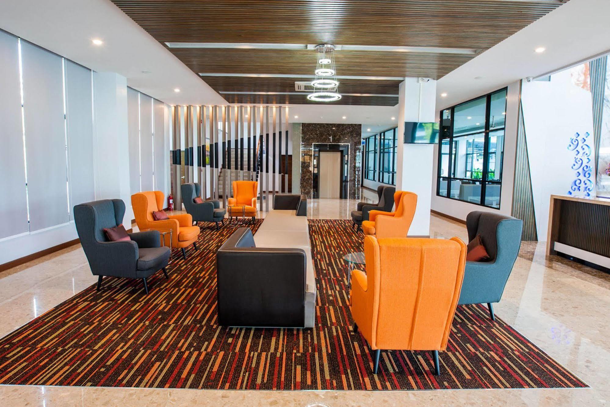 Ac Sportcenter Hotel Hat Yai Exterior foto