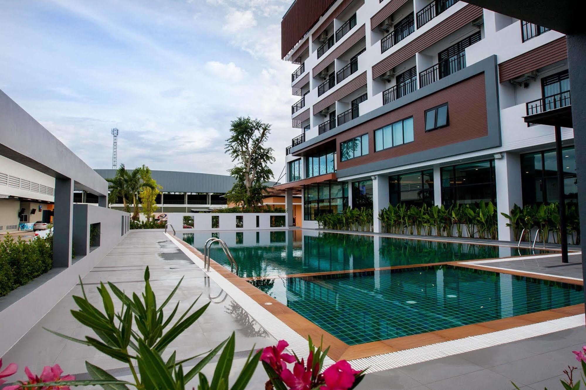 Ac Sportcenter Hotel Hat Yai Exterior foto
